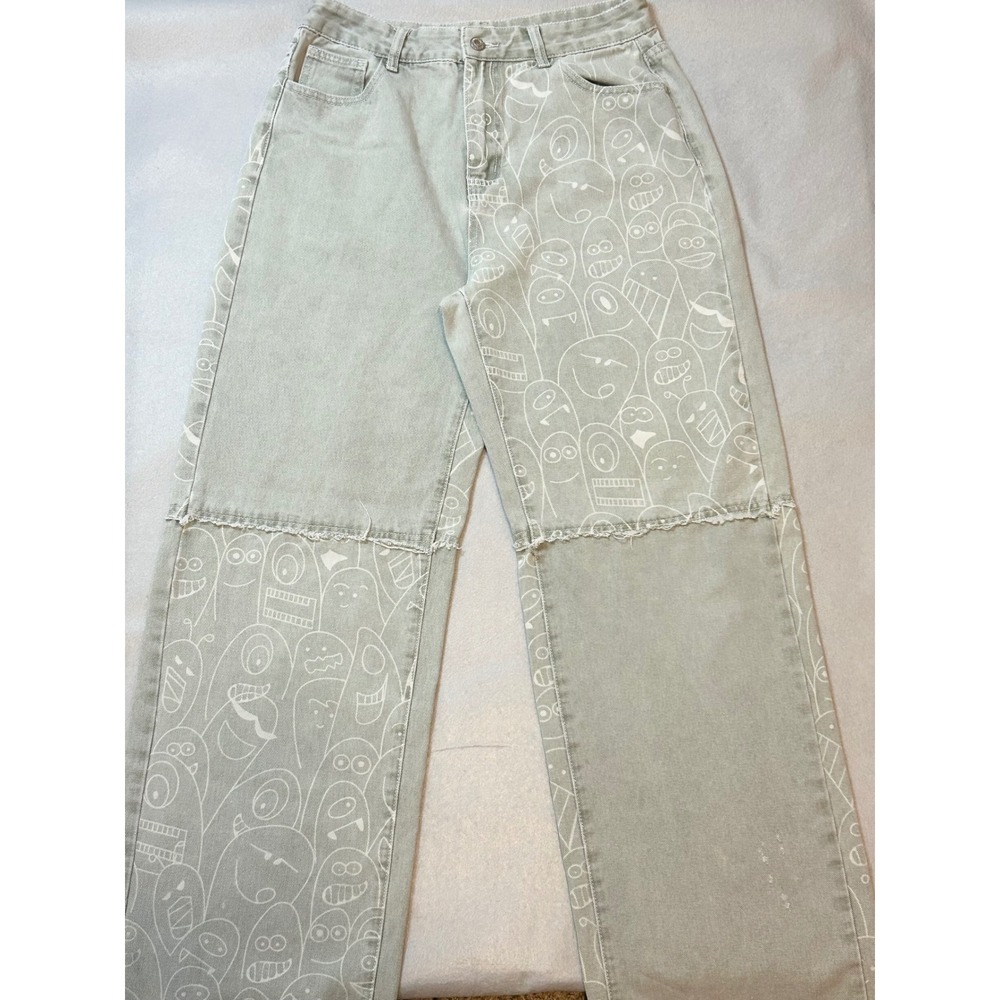 SHEIN Monster Gray Doodle Print Wide Leg Jeans Raw Hem Size L 8/10